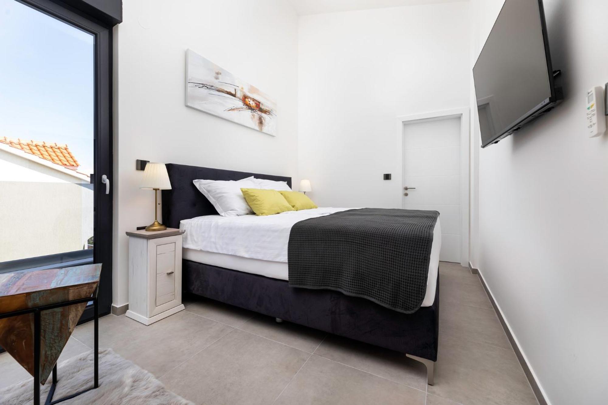 Luxury Villa Adria Apartments Krk Town Buitenkant foto