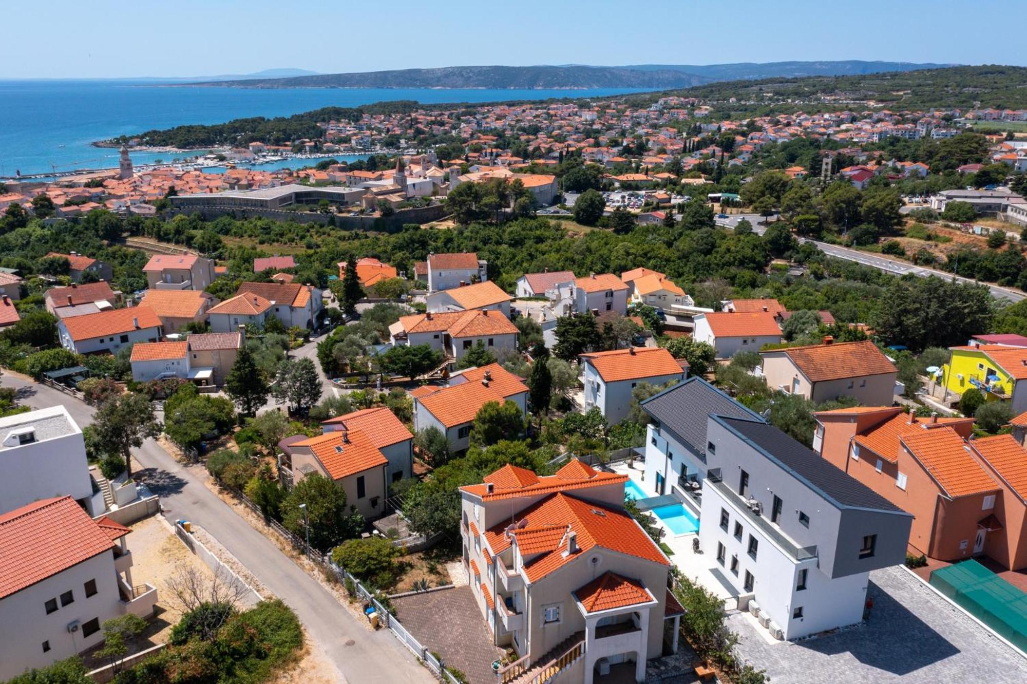 Luxury Villa Adria Apartments Krk Town Buitenkant foto
